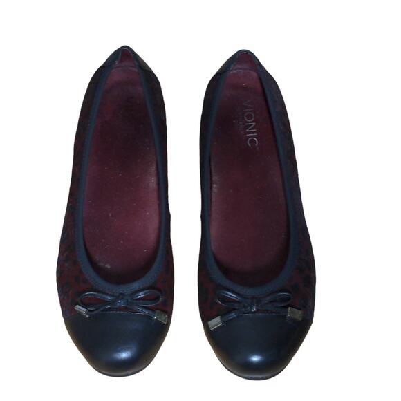 Vionic Womens Minna Ballet Flats Red Black Cheetah Print Calf Hair Leather Bow 9 - Picture 1 of 15